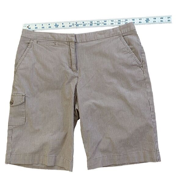 Women's Izod Stretch Tan Striped Cargo Golf Shorts Size 8 - Picture 10 of 11